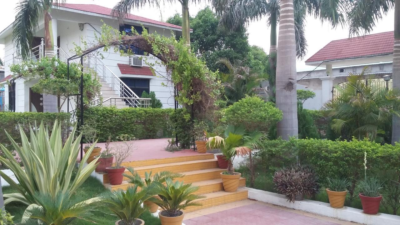 Swayam Resort Balangir Exterior foto